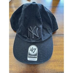 New York Yankees '47 Clean Up Hat Black Black Adjustable Cap Strap Back Logo MLB